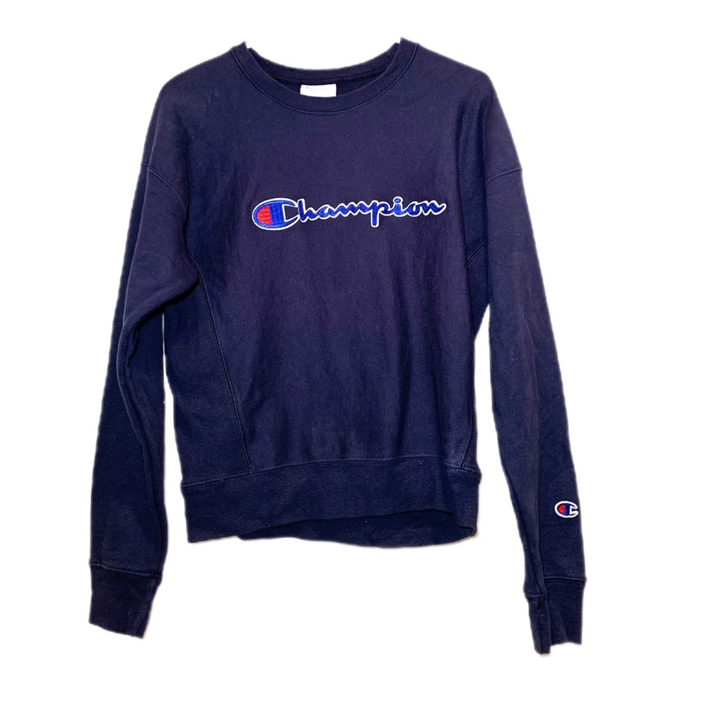 Navy Blue Champion sweatshirt